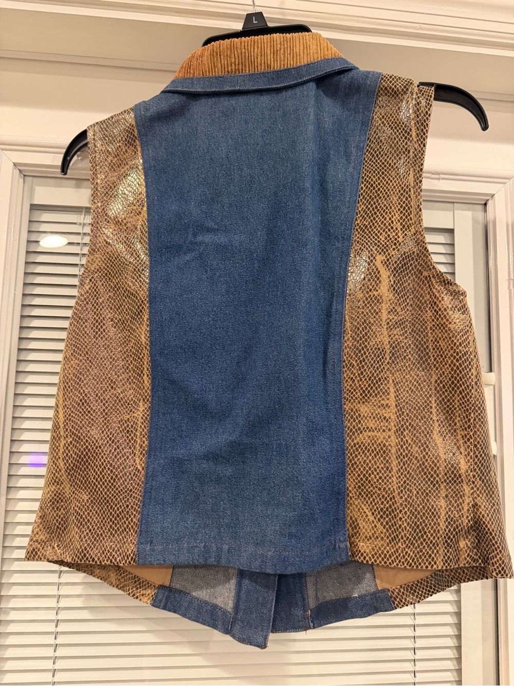 Vintage Y2k Nancy Bolen Denim & Brown Suede Snake Skin Print Vest - Picture 6 of 8